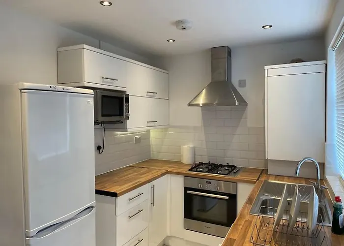 Entire Ground Floor Apartment In Watford