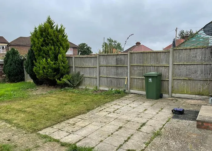 Entire Ground Floor Apartment In Watford
