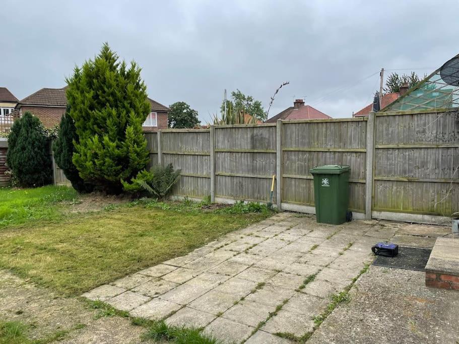 Appartement Entire Ground Floor In Watford (Hertfordshire)